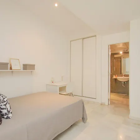 Lovely In The Center - 15m Walk Giralda